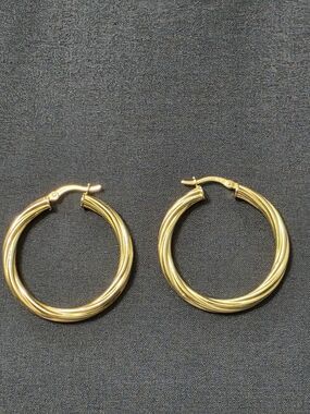 Estate - Gold Tone - Hoop Designer Fashion Earrings - 302